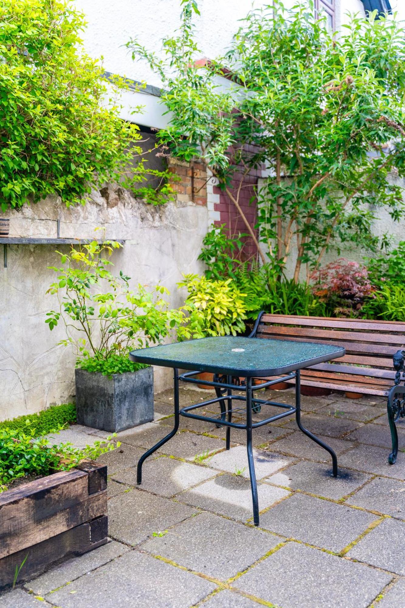 Inspohome Pontcanna Haven 2-Bed House Garden Netflix Games Freeparking Кардифф Экстерьер фото